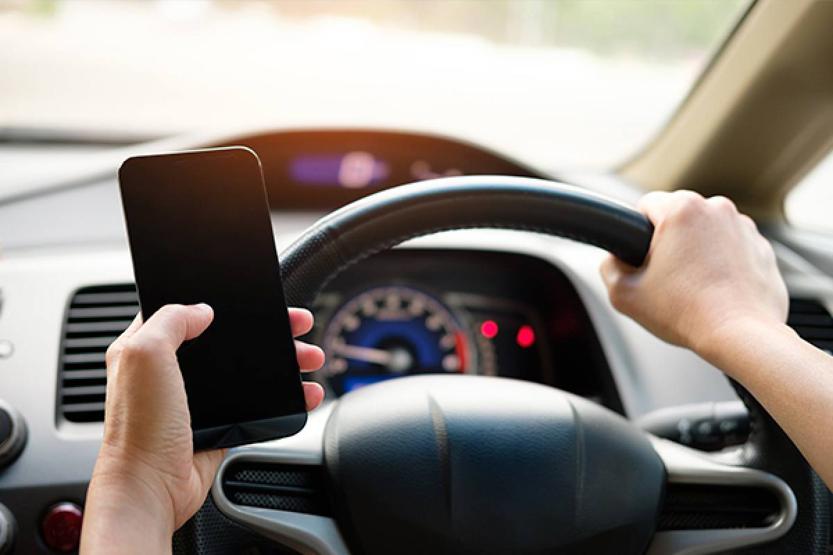 Uso del celular al volante ,Internet