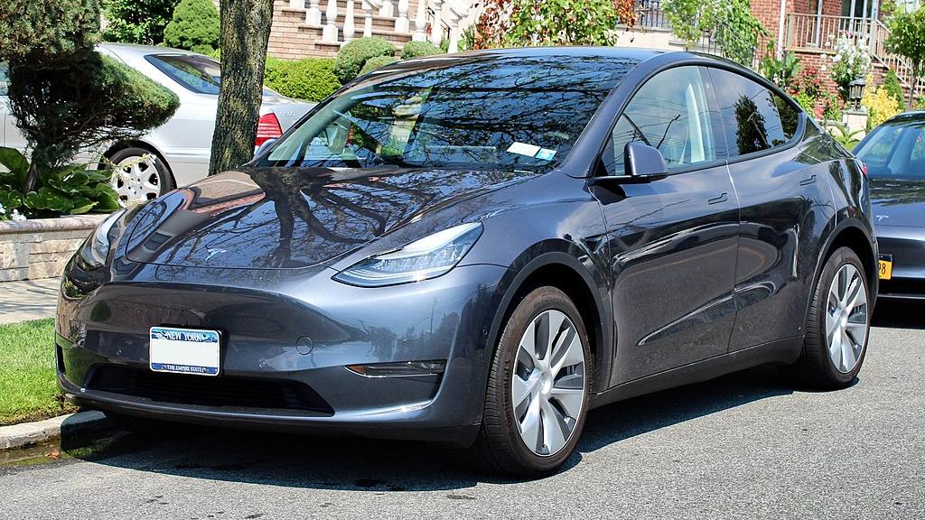 Tesla modelo Y, Kevauto