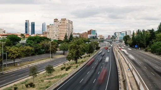 Autopista ,freepik.es