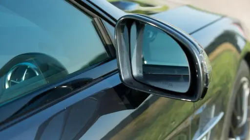 Patentes en vidrios y espejos ,Autofact