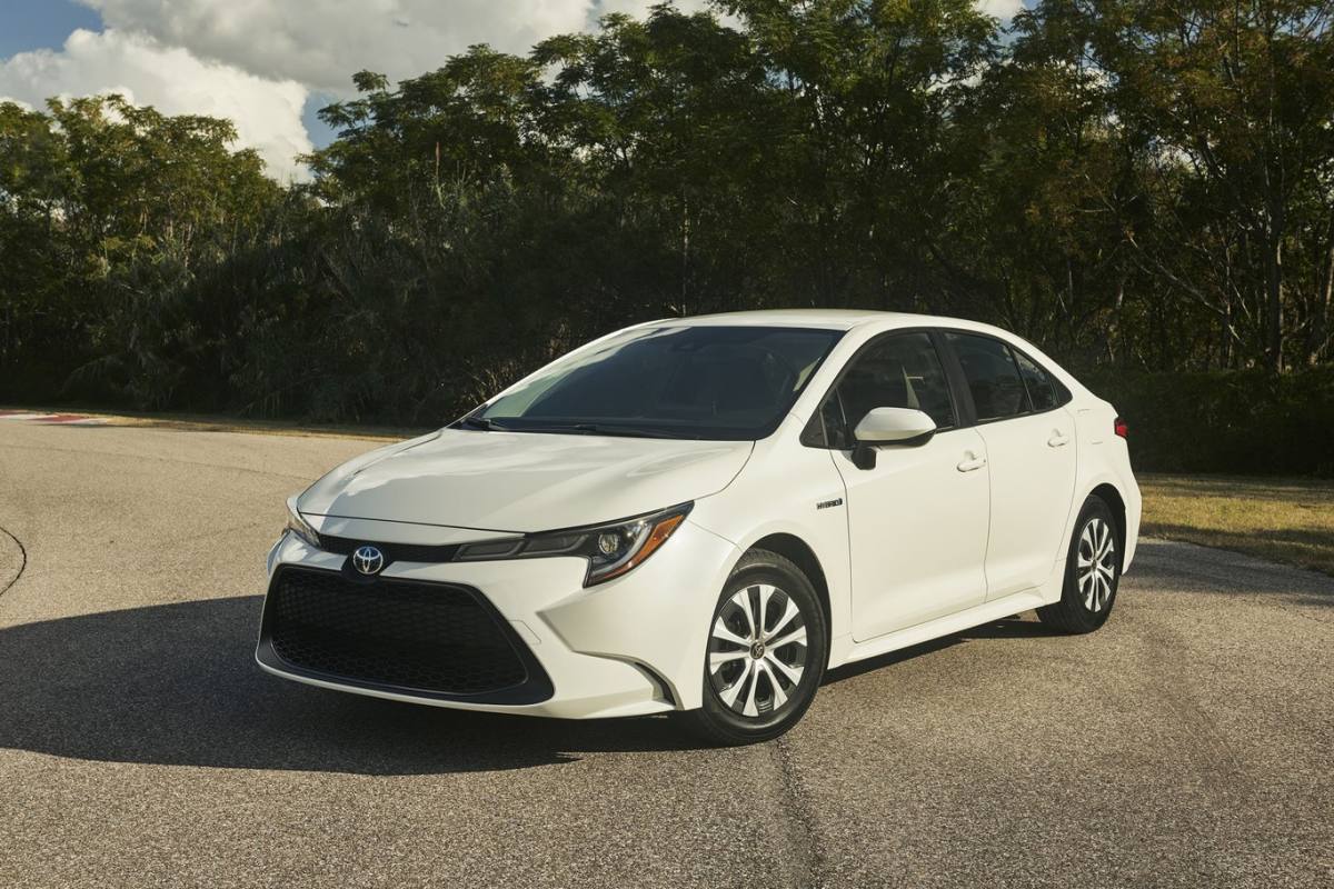 Toyota Corolla Hybrid ,Internet
