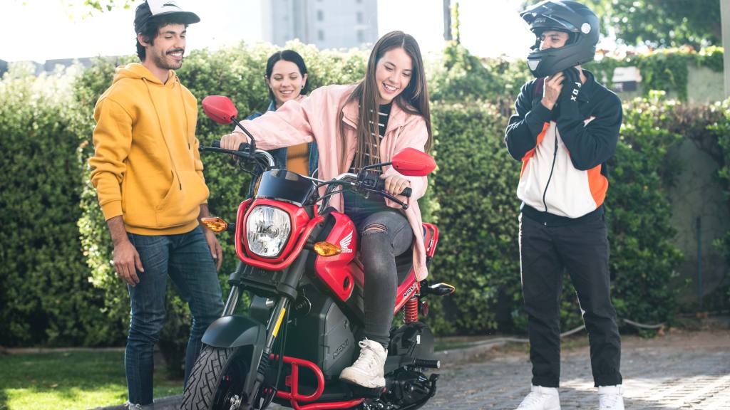 Motocicleta y conducción responsable, Honda