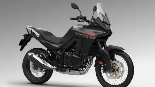 disifruta el otoño en motocicleta ,Honda