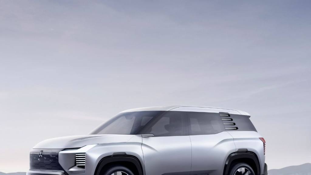 Mitsubishi DST Concept, Mitsubishi Motors