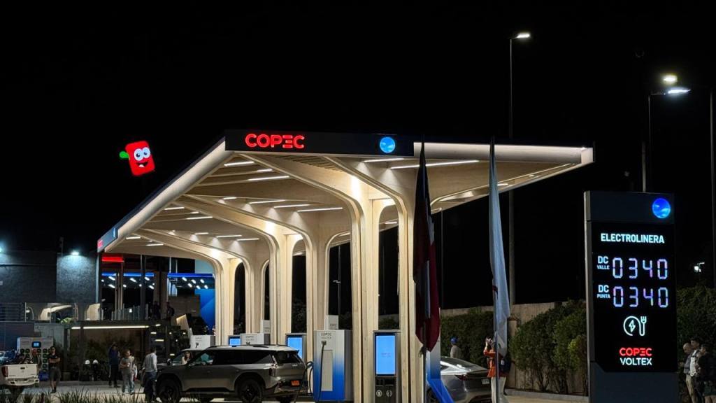 Estación Eléctrica Copec, Copec
