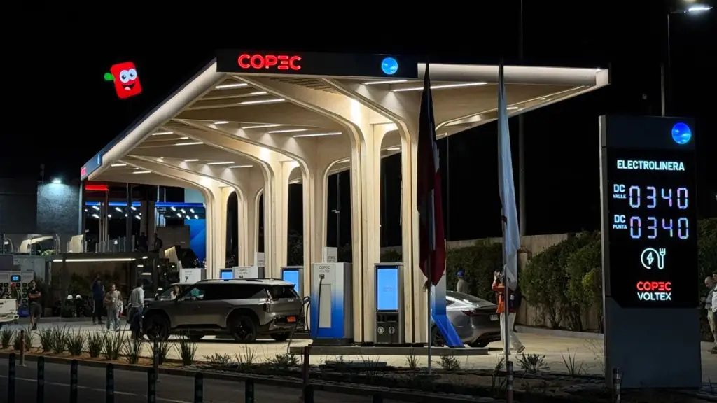 Estación Eléctrica Copec, Copec