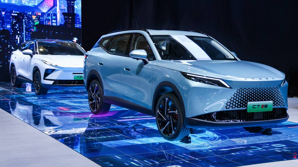 c7, Omoda