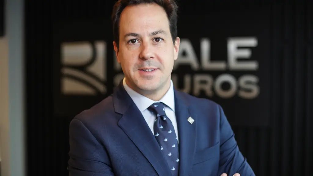 Víctor Ugarte, Reale Seguros