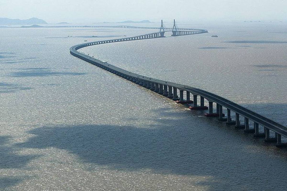 el puente más largo del mundo ,hcmhormigones.es