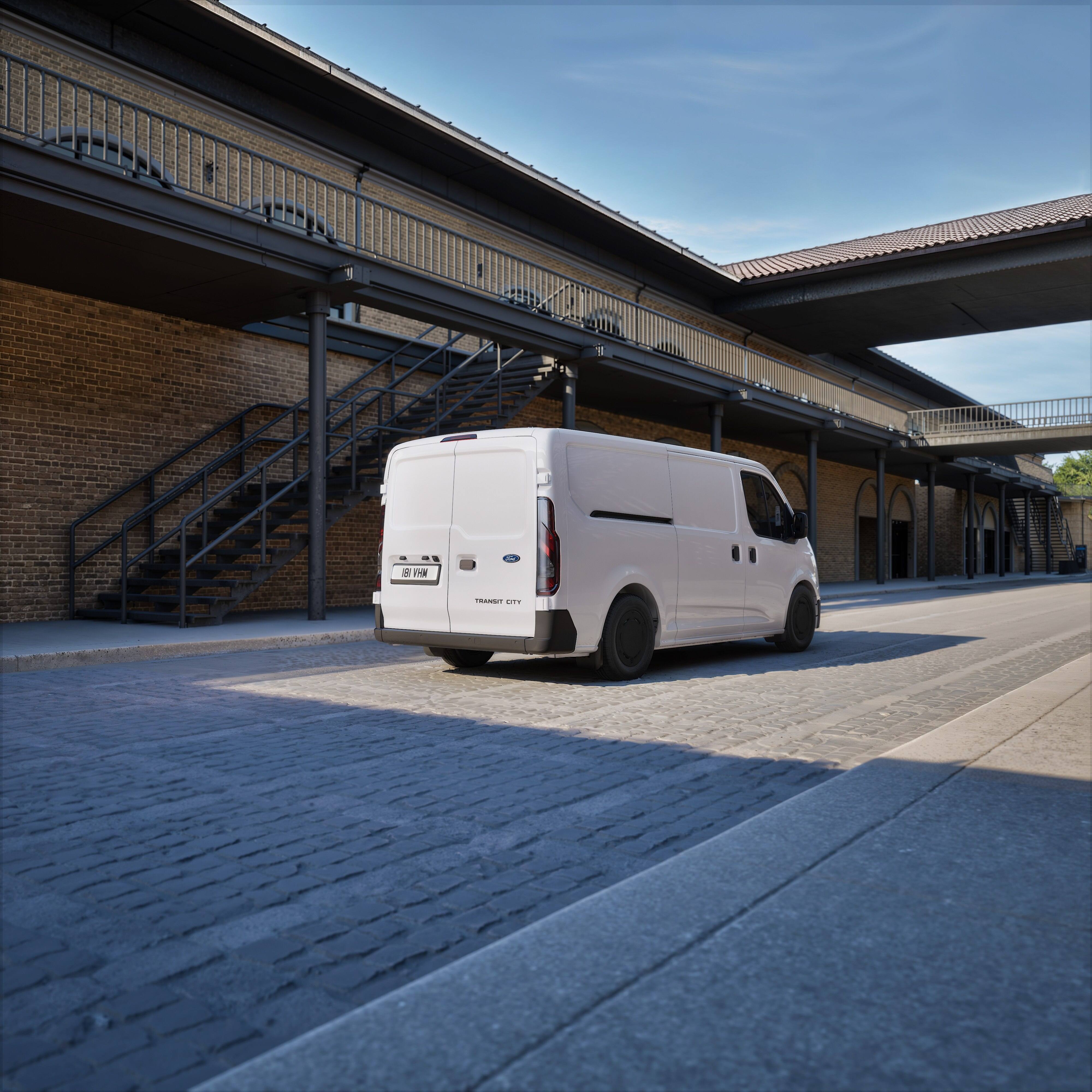 Ford Transit City - Prensa