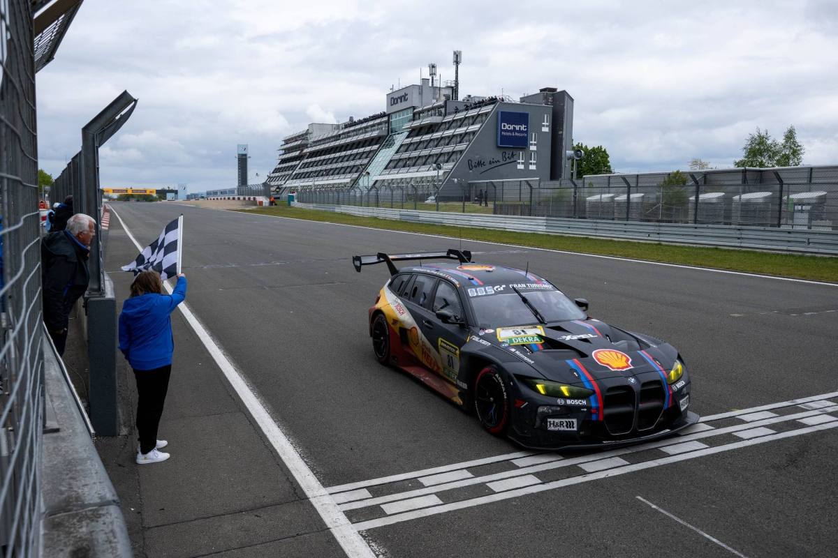 BMW M3 Touring 24H  ,Prensa