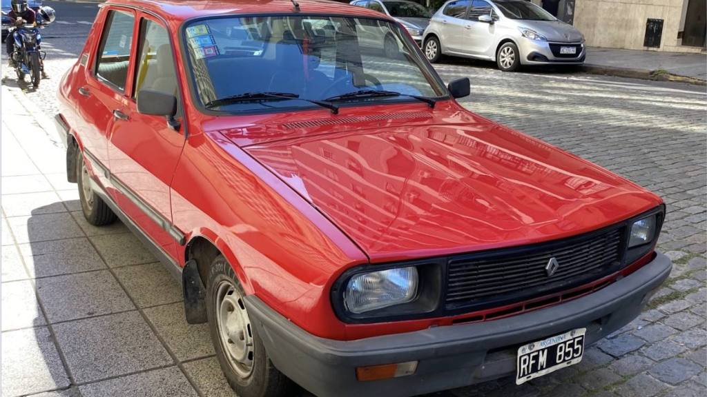 Renault 12, instagram @patagoniacarspotting