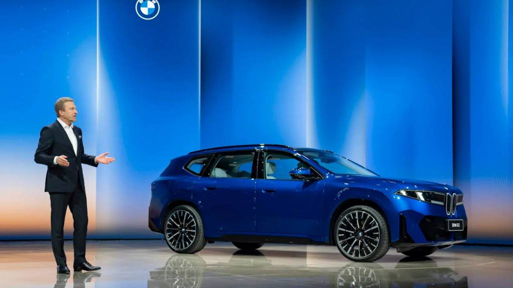 BMW iX3, BMW