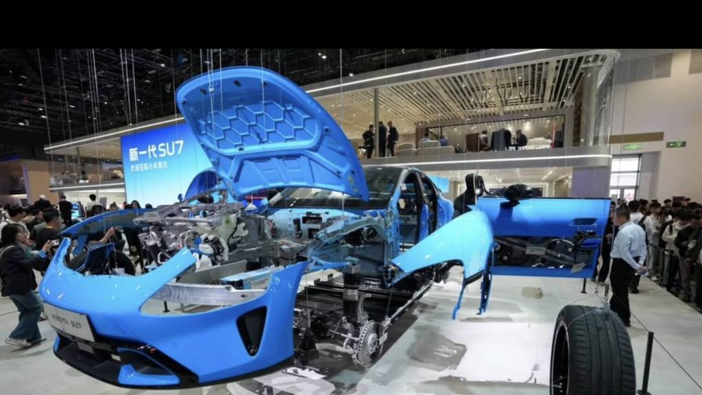 Salón del Automóvil de Beijing, instagram @chinaembajada
