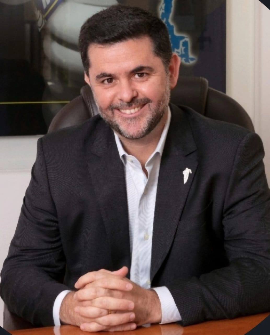 Rafael Santo / Gerente General Michelin Chile - Prensa