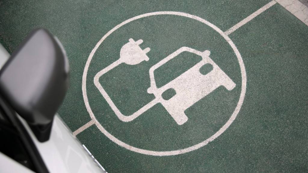 Autos eléctricos, freepik.es