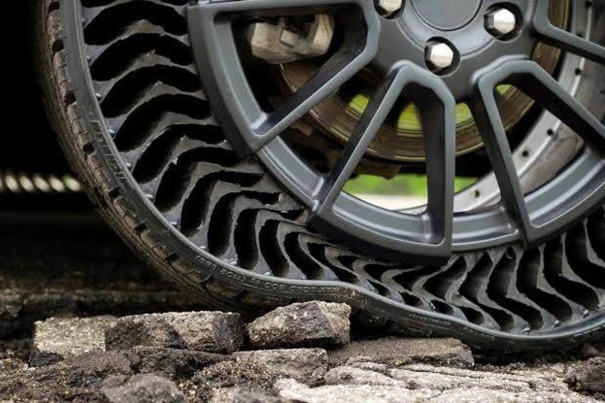MICHELIN - Uptis neumático sin aire ,Prensa