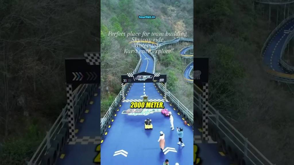 Mario Kart de la vida real en China 🇨🇳🚗, YouTube @Knowledge