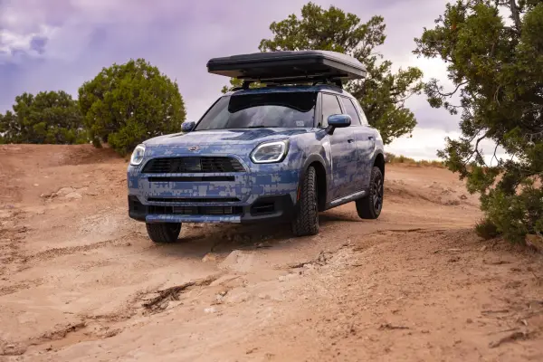 The new MINI country - Prensa