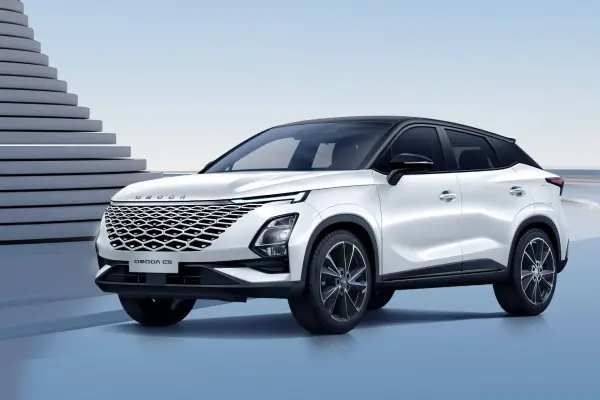 OMODA C5 - Prensa