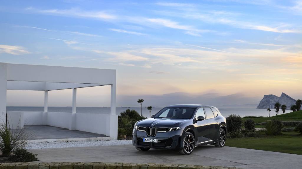 BMW iX3 NEUE KLASSE, Prensa