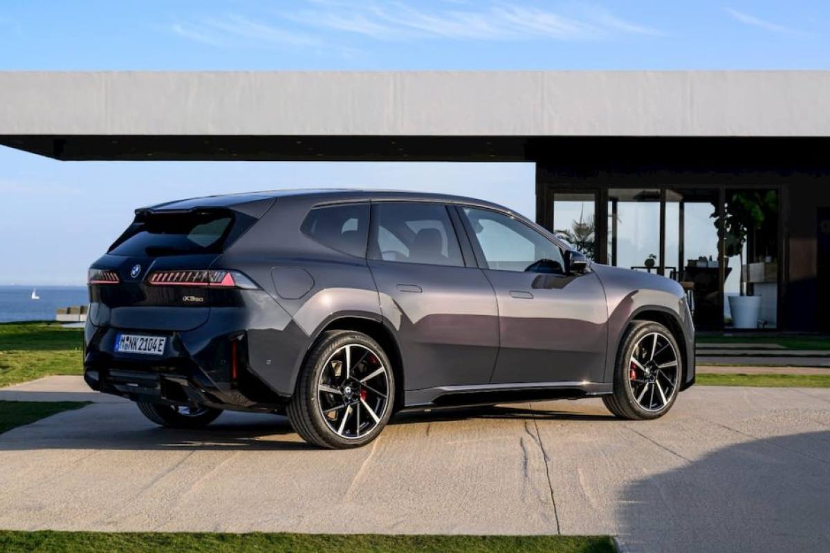 BMW iX3 suma 100.000 pedidos en Europa y acapara uno de cada tres eléctricos ,electrek.co