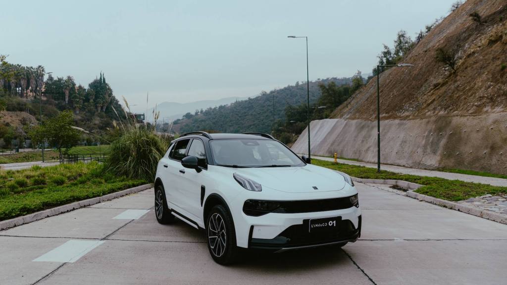 Lynk, Prensa