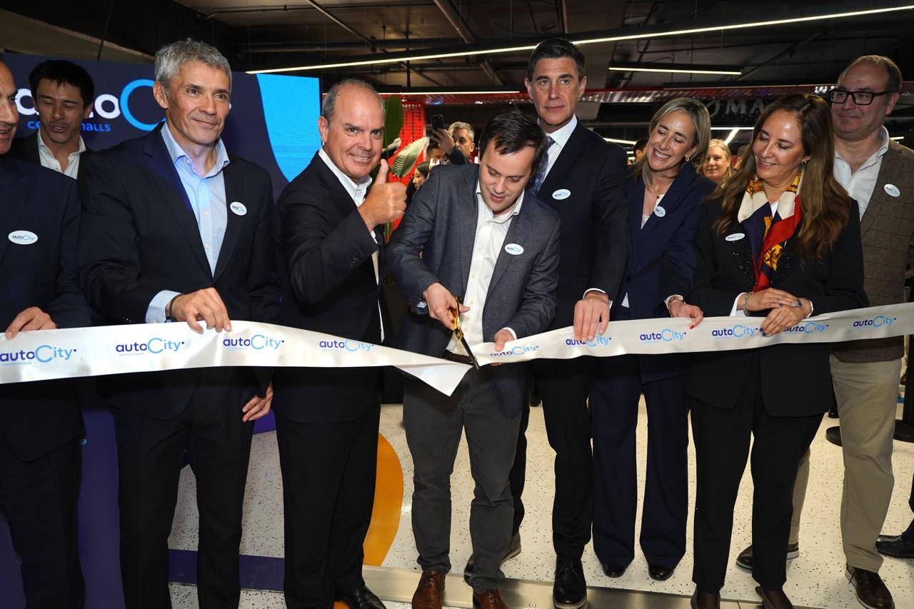 Jaime Soler, Sebastián Bellocchio, Tomás Lagos, Manfred Paulmann, Barbara Iglesias y María Soledad Fernandez - Prensa