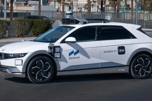 Un robotaxi Hyundai Ioniq 5 en Las Vegas, operado por Motional y Uber. ,Cortesía de Motional