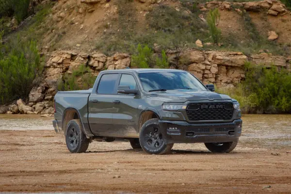 RAM 1500 - Prensa