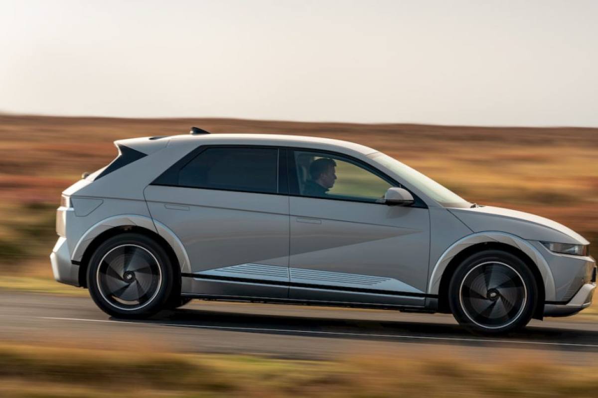 Hyundai desvela sus planes para dos nuevos SUV eléctricos: IONIQ 4 e IONIQ 7, a la espera de una revolución en el mercado europeo. ,electrek.co