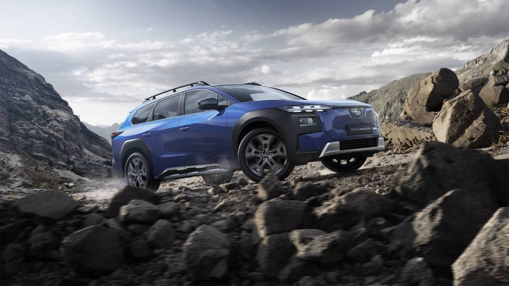 Subaru Trailseeker, Prensa