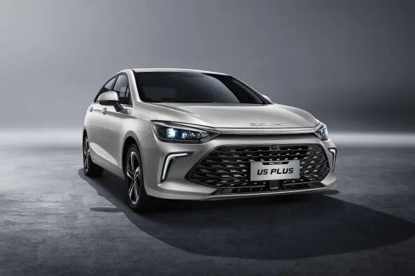 BAIC U5 Plus - Prensa