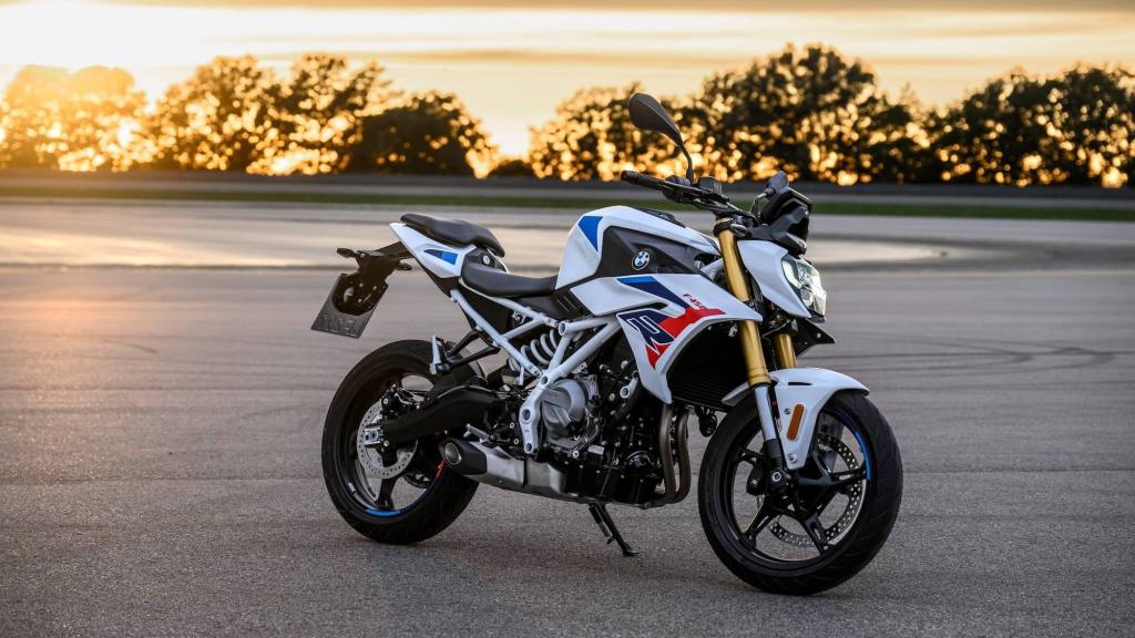 BMW F 450 R, Prensa