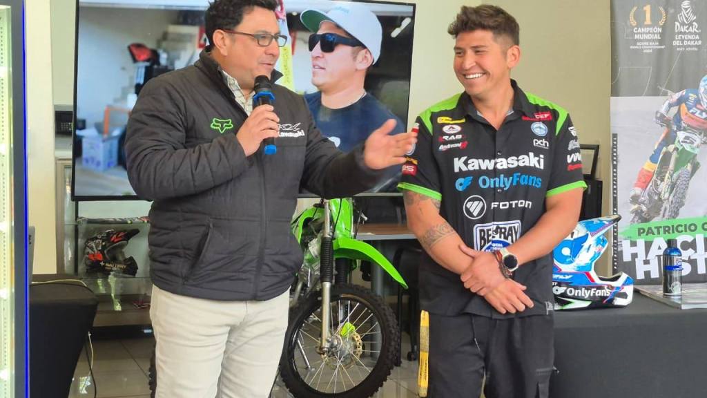 Kawasaki - Pato Cabrera y Jaime Contador, Prensa