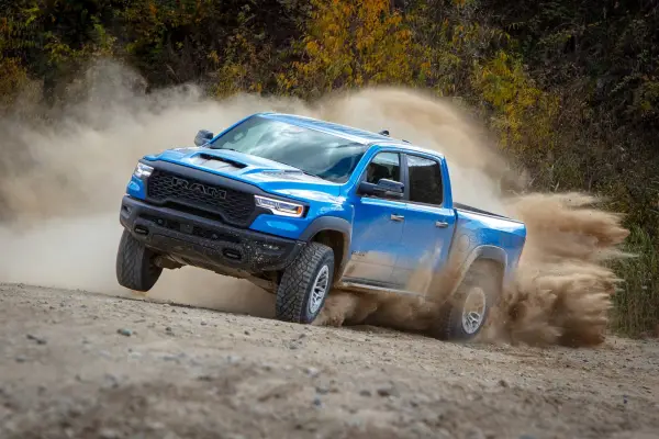 RAM 1500 - Prensa