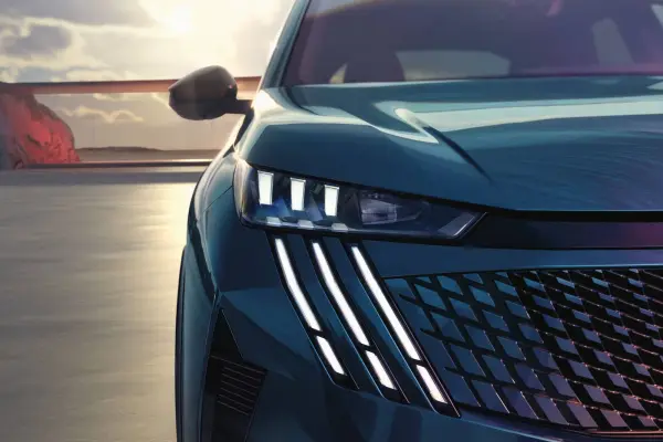 Nuevo PEUGEOT 3008 ICE - Prensa