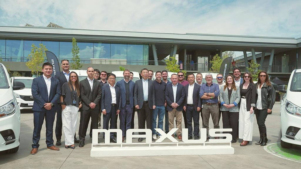 Maxus, Prensa